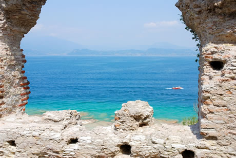 Gardasee Blick auf den See foto