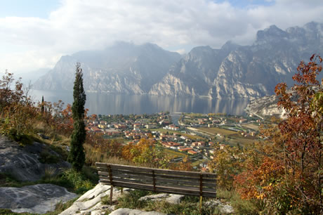 Herbst am Gardasee Italien foto