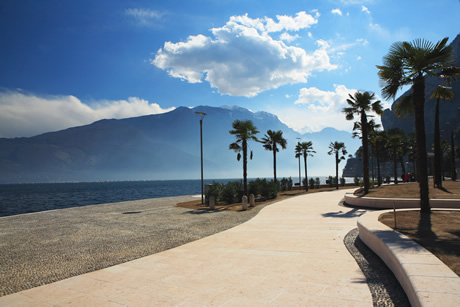 Promenade Gardasee foto